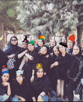 عکسهای دسته جمعی - هنرستان مائده